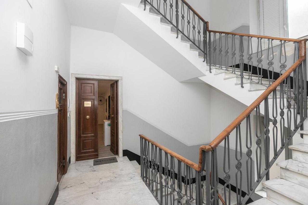 Real Italian Estate - Luxury Black&White Genua Exterior foto